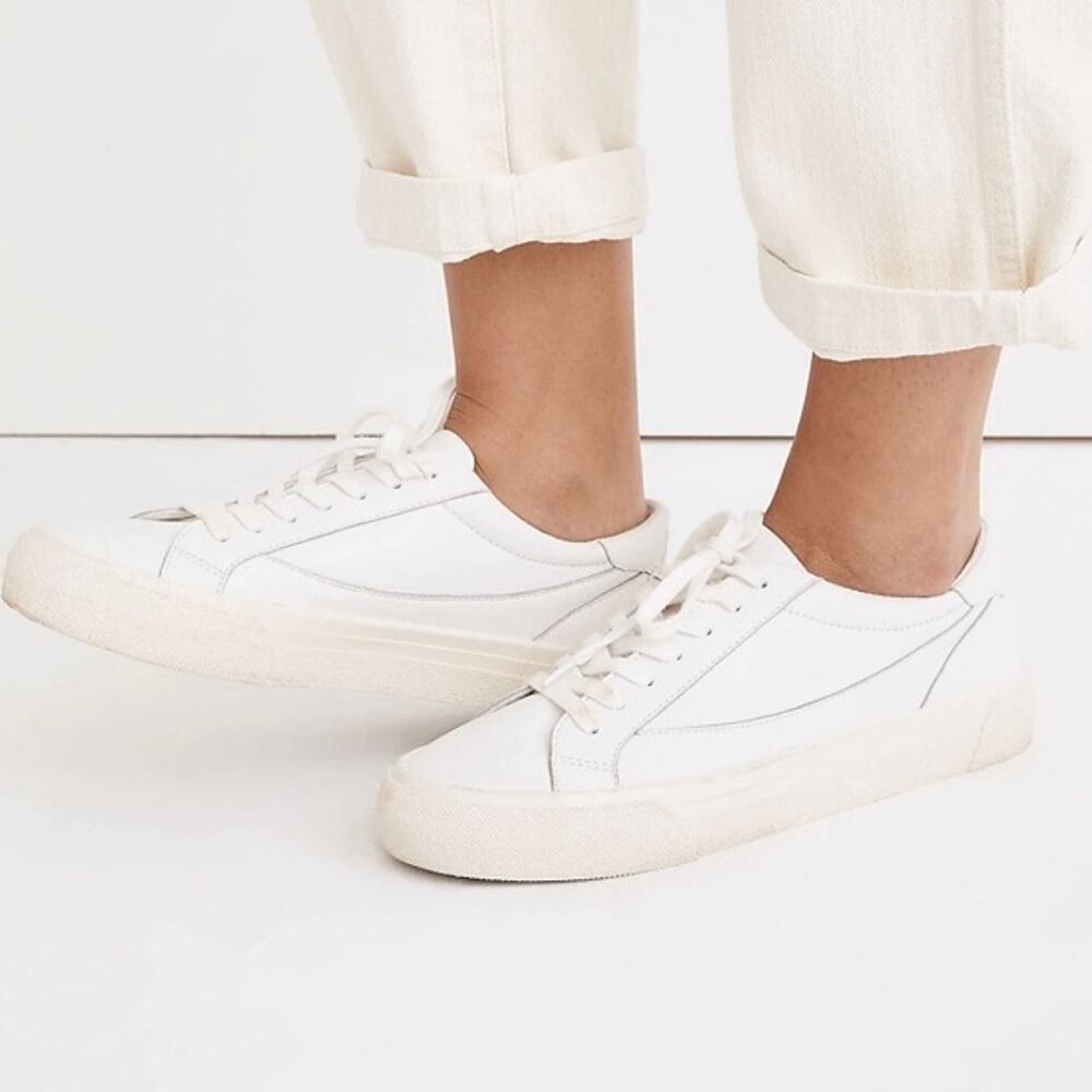 Madewell womens Sidewalk Low-Top Sneakers in white size 6